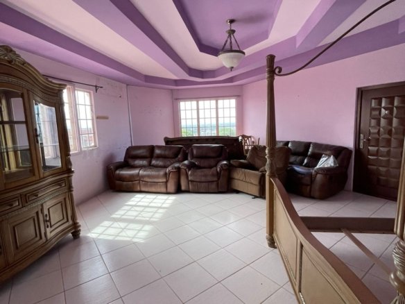 HOUSE FOR SALE – CHAMPS FLEURS