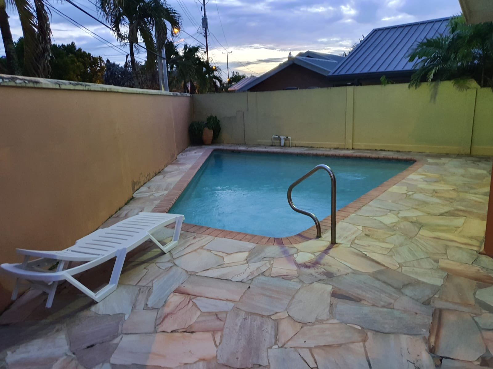 WhatsApp Image 2025-10-28 at 16.37.14